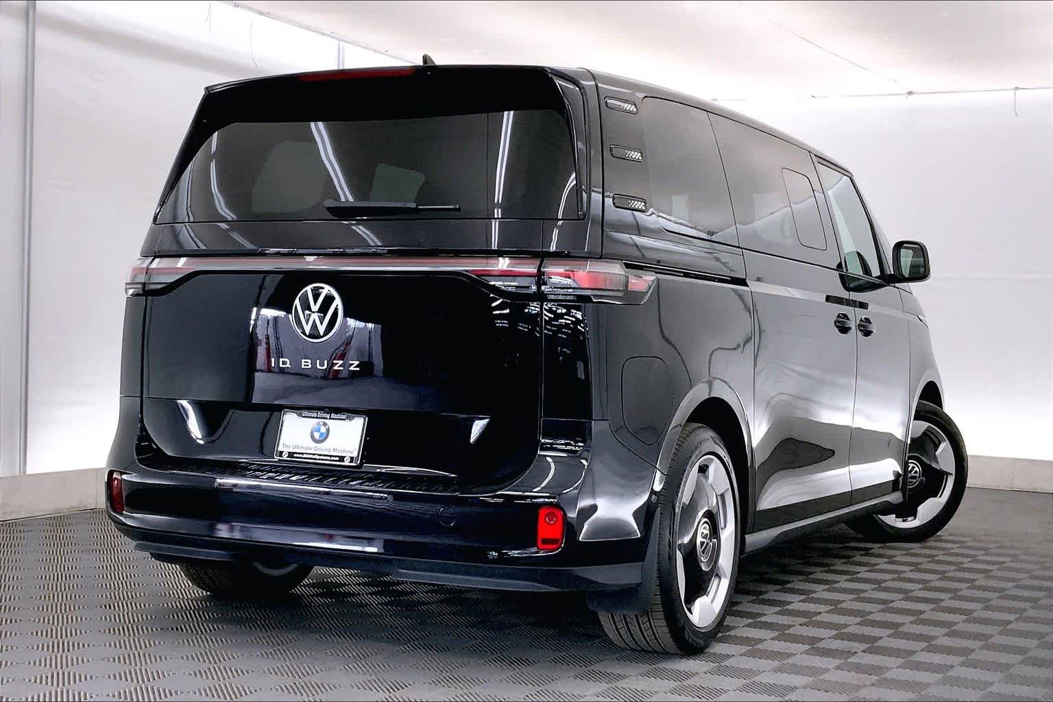 Thumbnail: 2025 Volkswagen ID.Buzz - 22