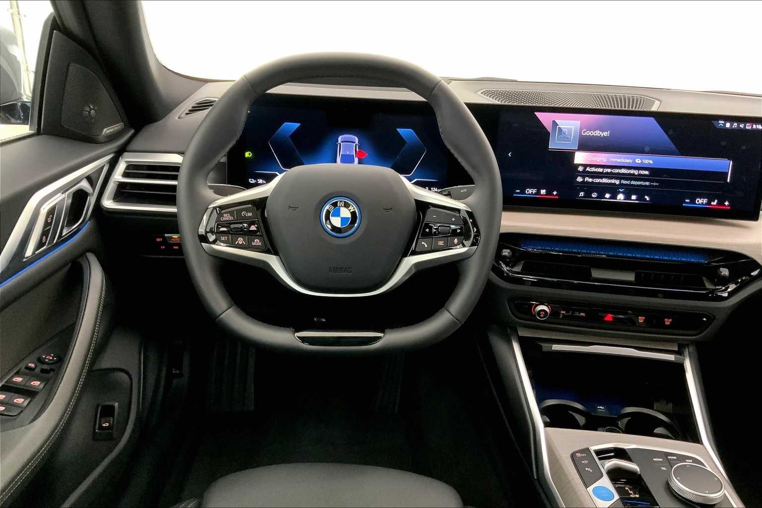 Thumbnail: 2025 BMW i4 - 14