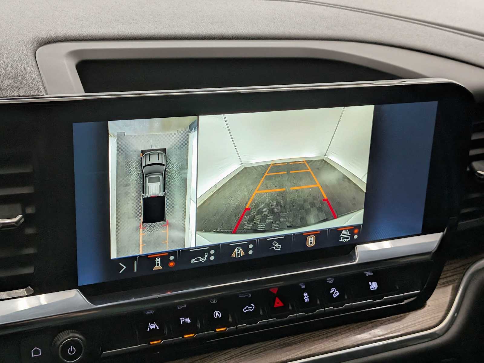 Thumbnail: 2024 Chevrolet Silverado 1500 - 31