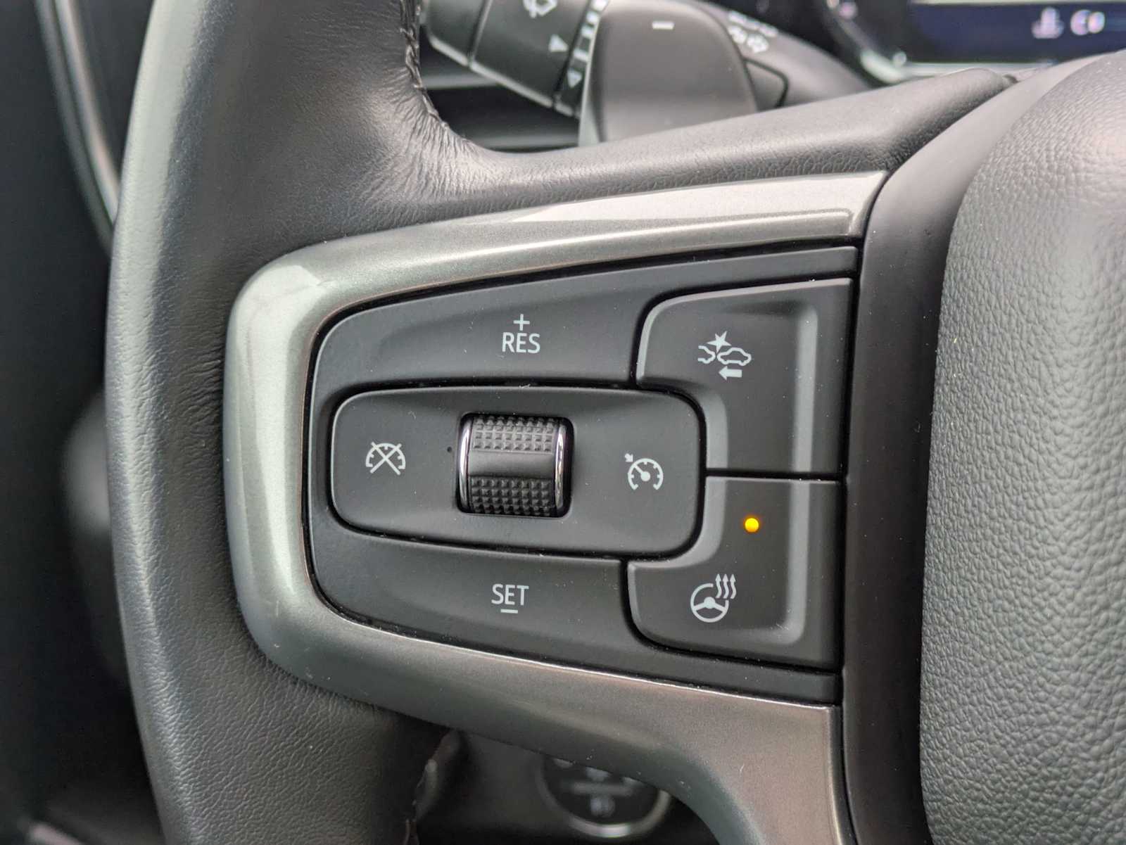 Thumbnail: 2023 Chevrolet Silverado 1500 - 25