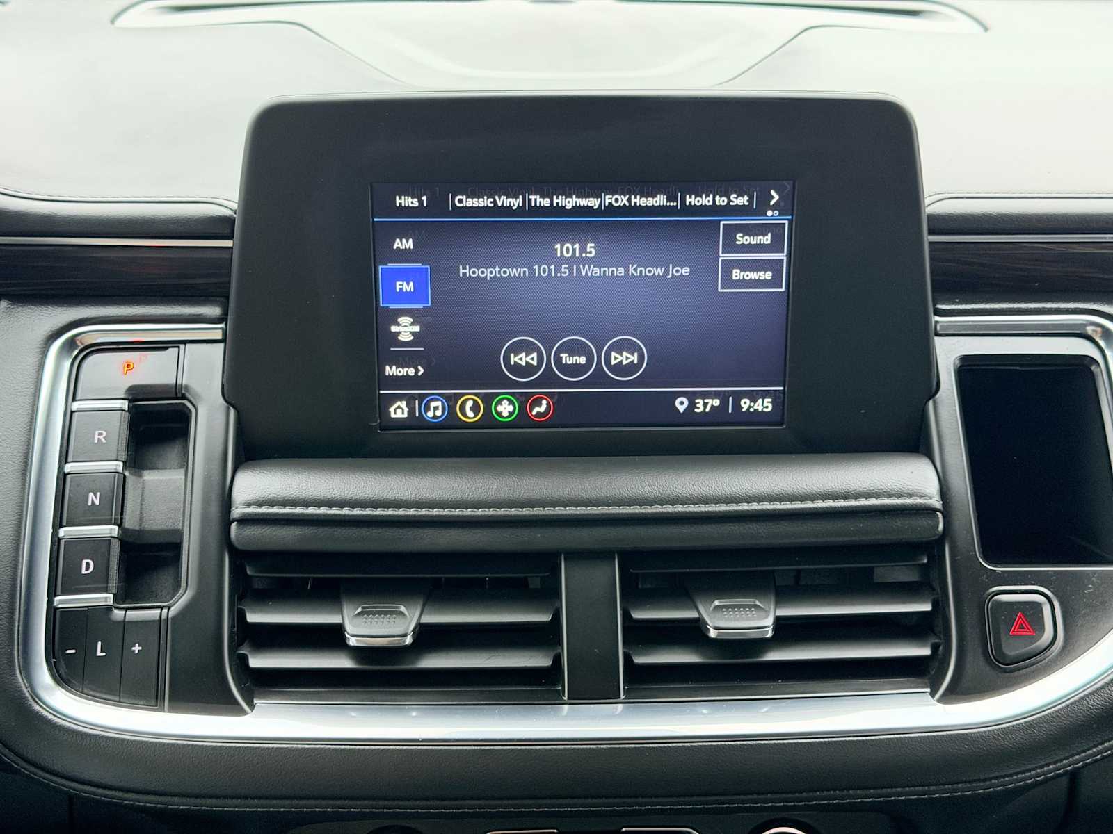 Thumbnail: 2024 Chevrolet Tahoe - 26