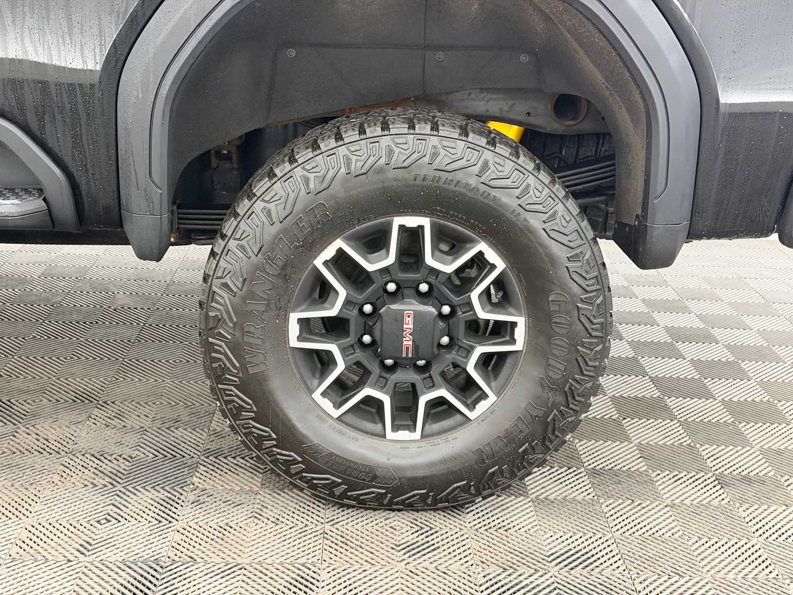 Thumbnail: 2024 GMC Sierra 2500 - 13