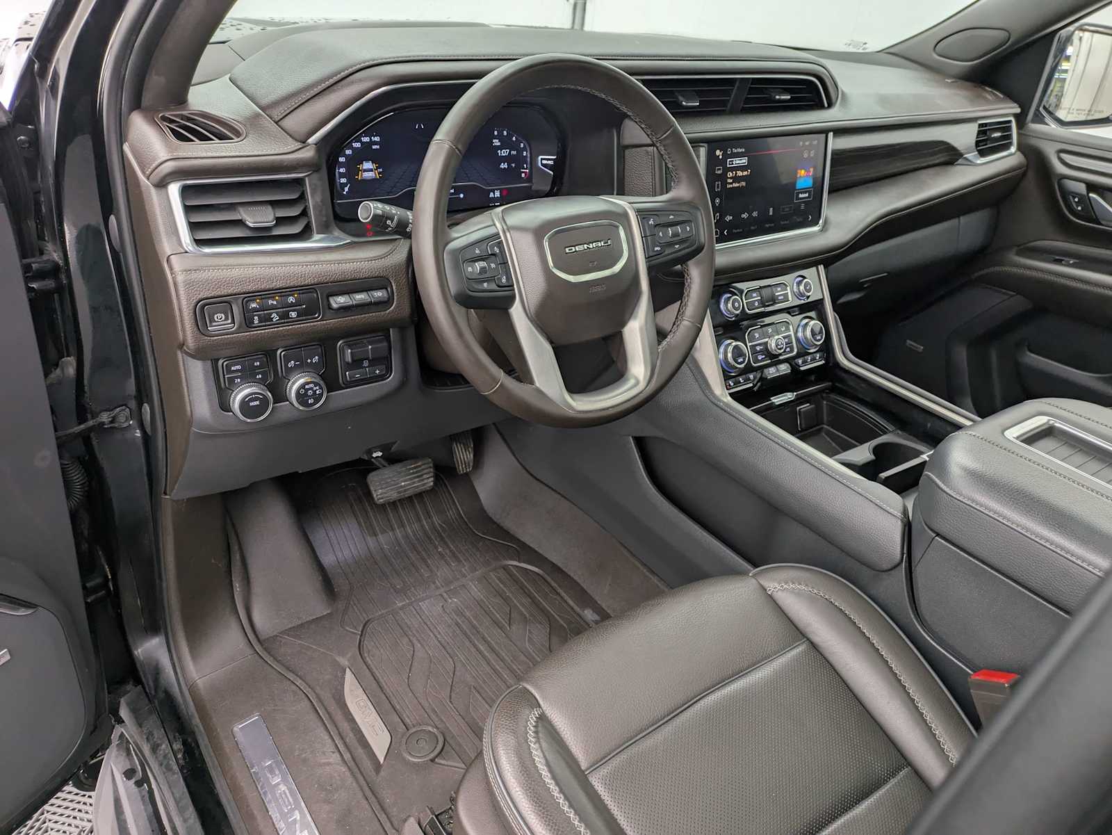 Thumbnail: 2023 GMC Yukon XL - 2