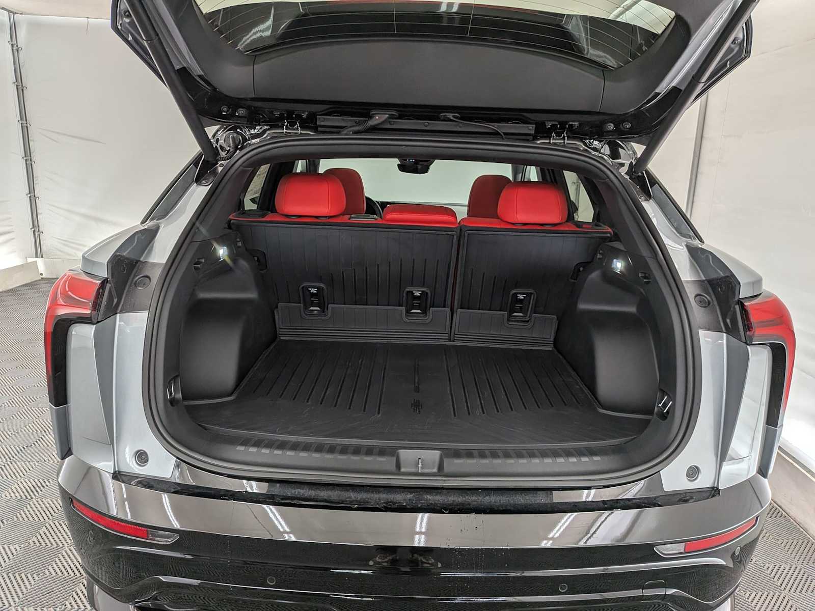 Thumbnail: 2026 Chevrolet Blazer EV - 33