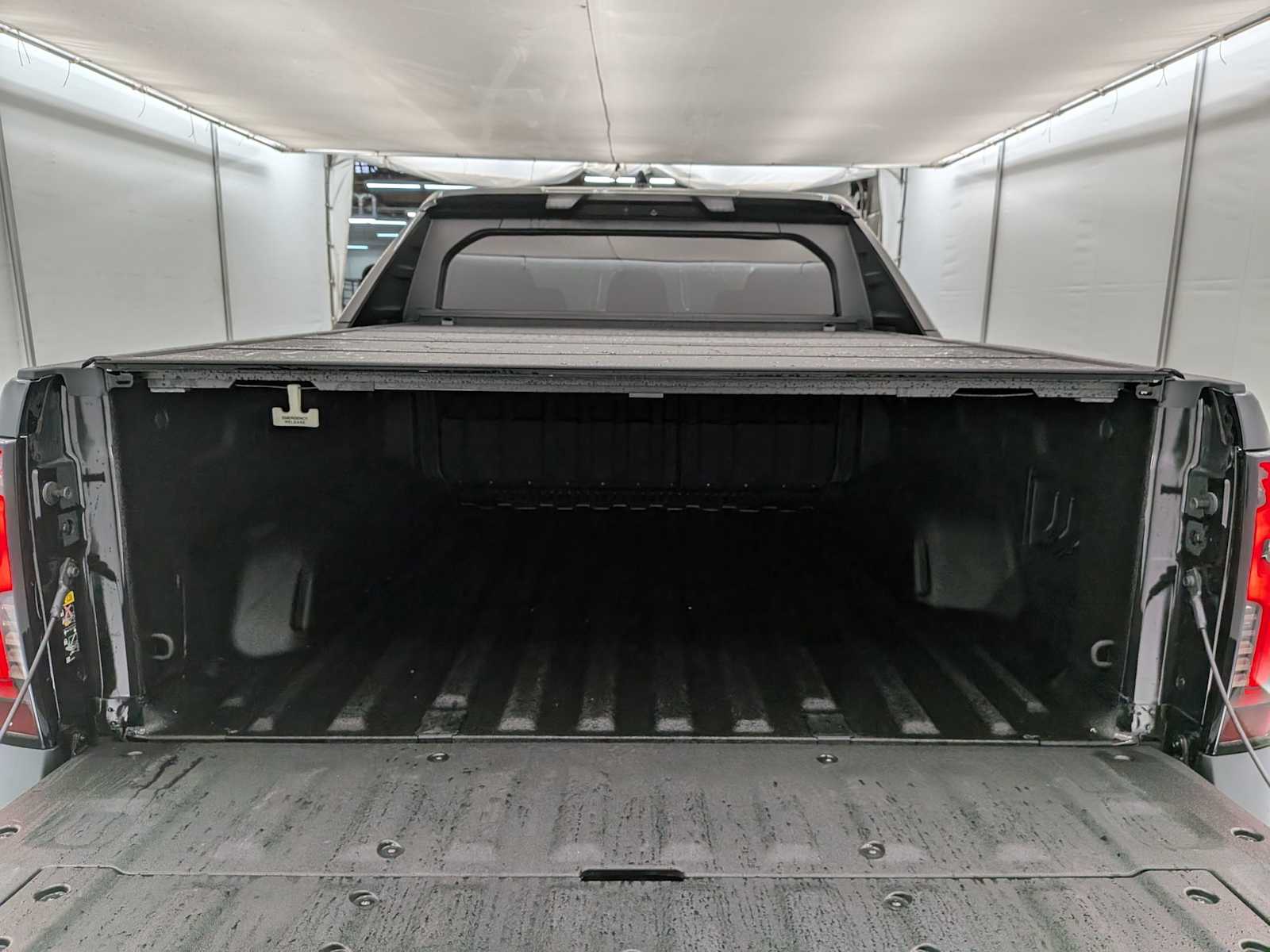 Thumbnail: 2026 Chevrolet Silverado EV - 31