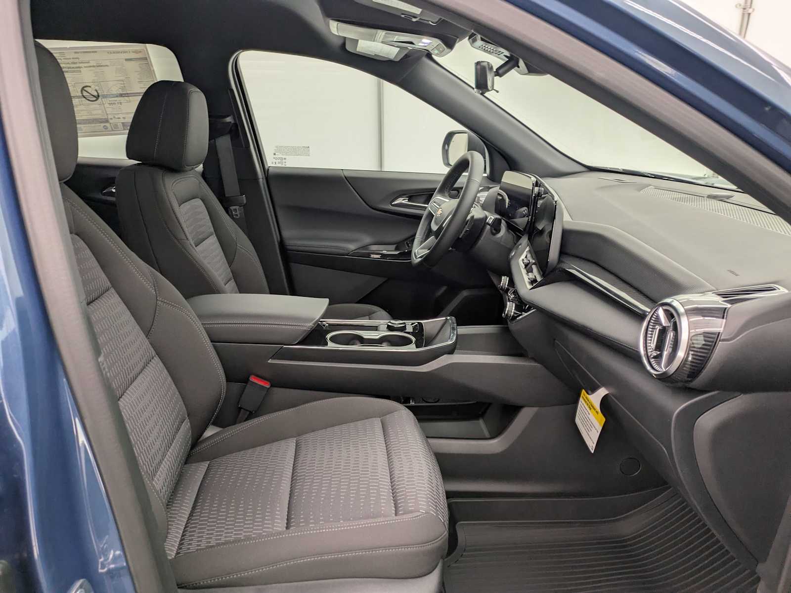 Thumbnail: 2026 Chevrolet Equinox - 22