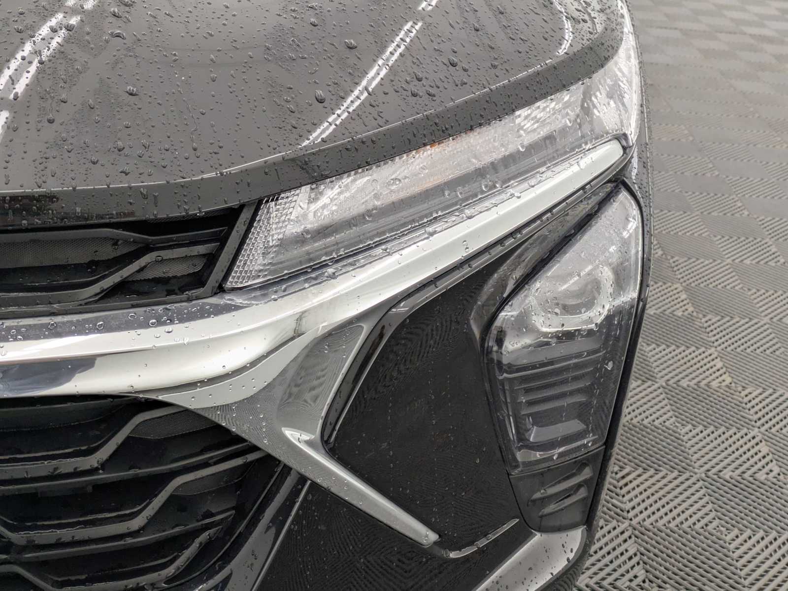 Thumbnail: 2025 Chevrolet Trax - 10