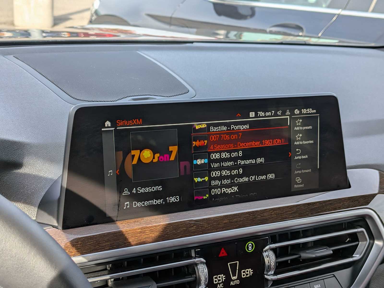 Thumbnail: 2024 BMW X3 - 32