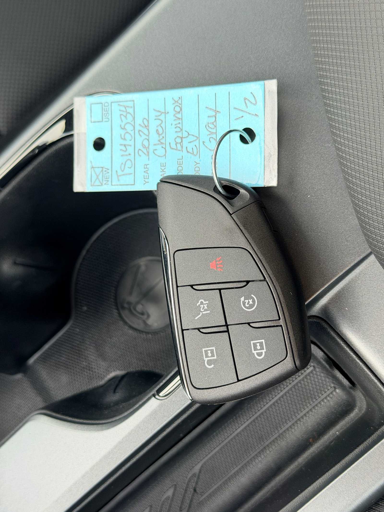 Thumbnail: 2026 Chevrolet Equinox - 32