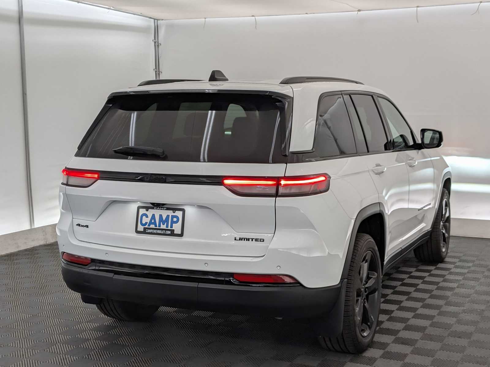Thumbnail: 2023 Jeep Grand Cherokee - 6