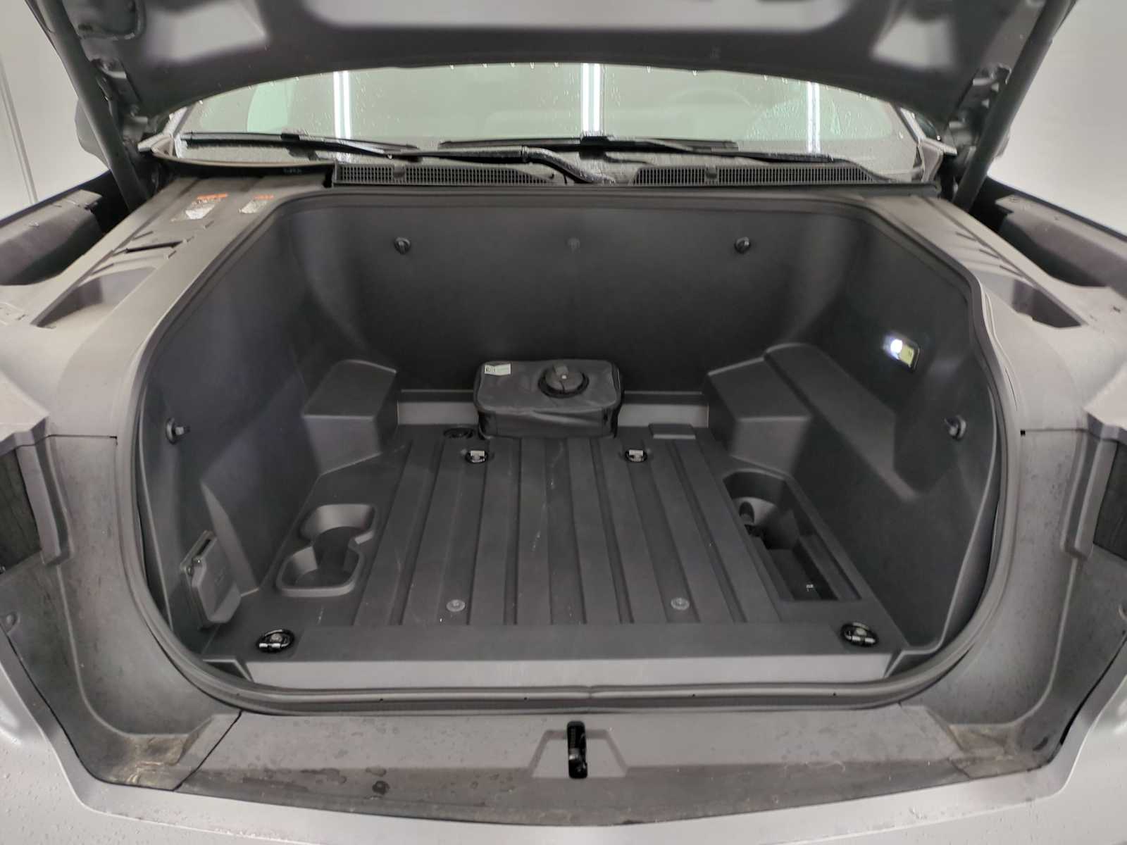 Thumbnail: 2026 Chevrolet Silverado EV - 13