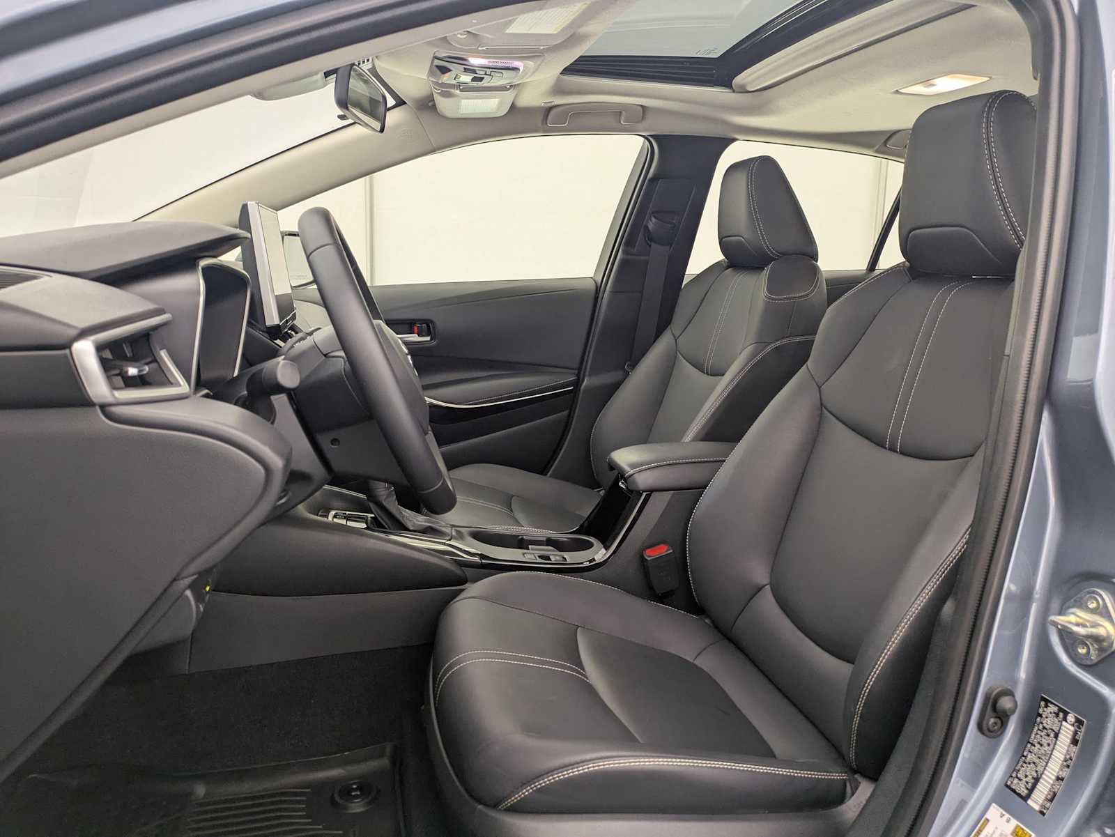 Thumbnail: 2025 Toyota Corolla - 17