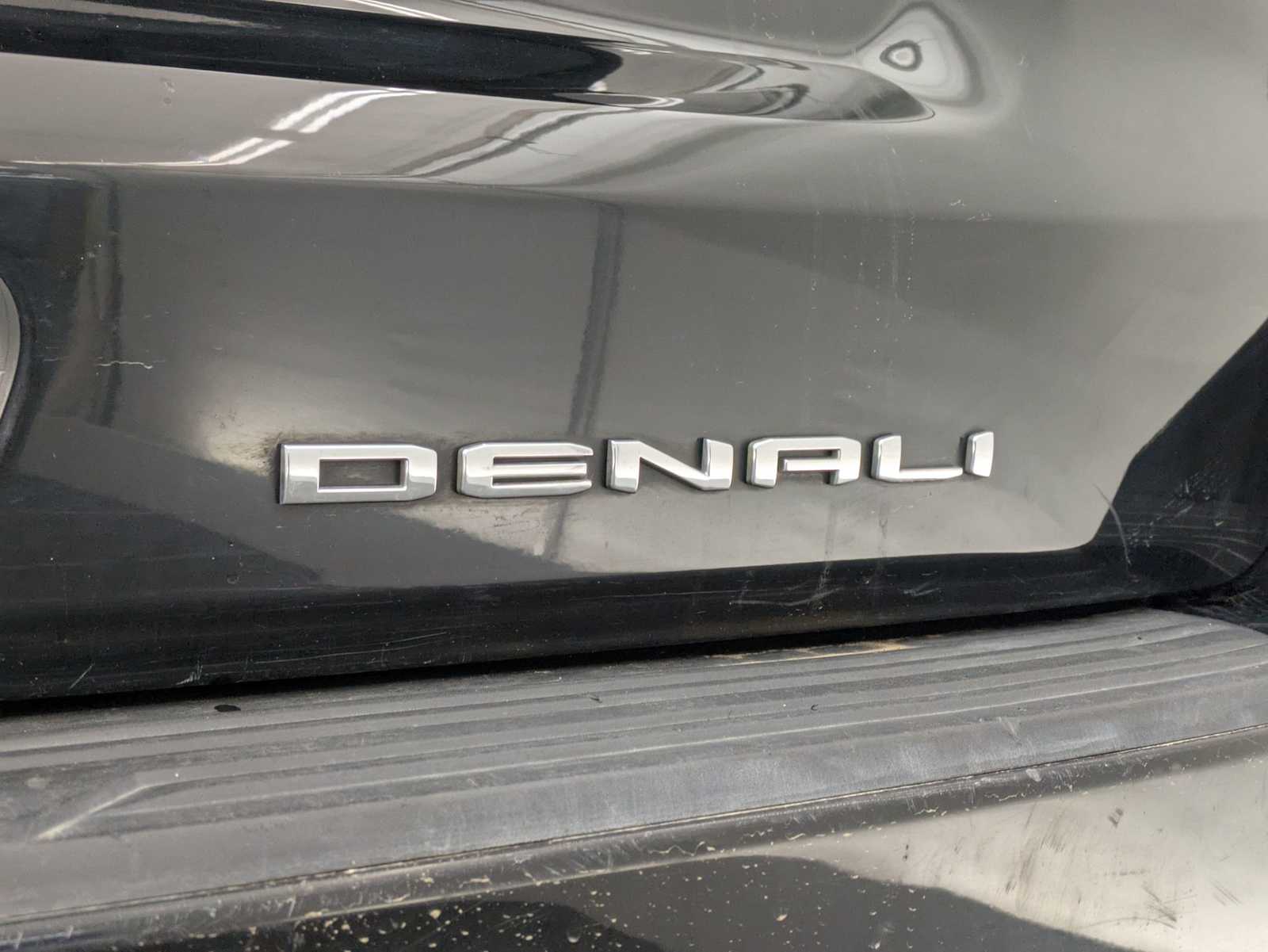 Thumbnail: 2023 GMC Yukon XL - 13