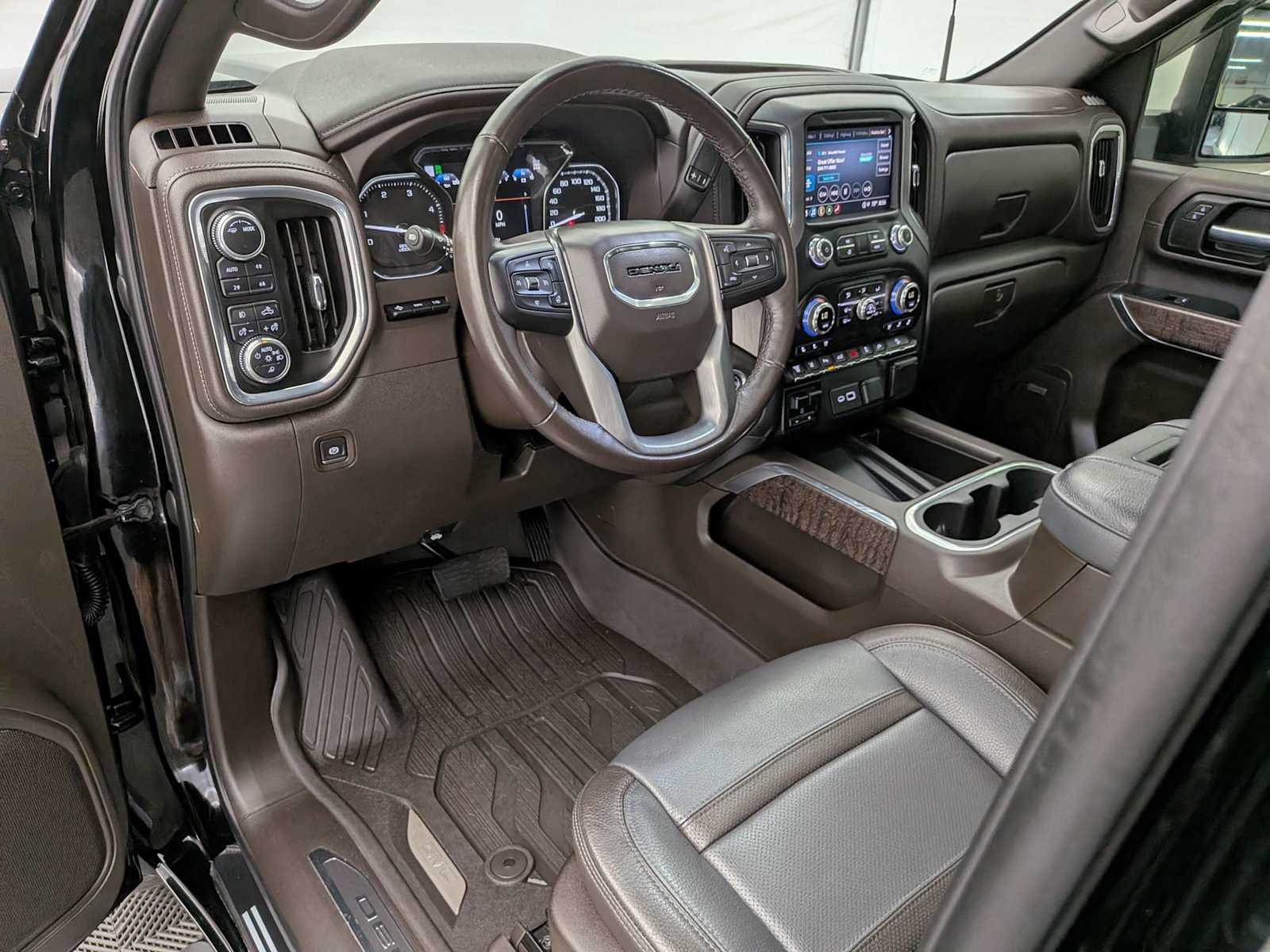 Thumbnail: 2022 GMC Sierra 3500 - 2