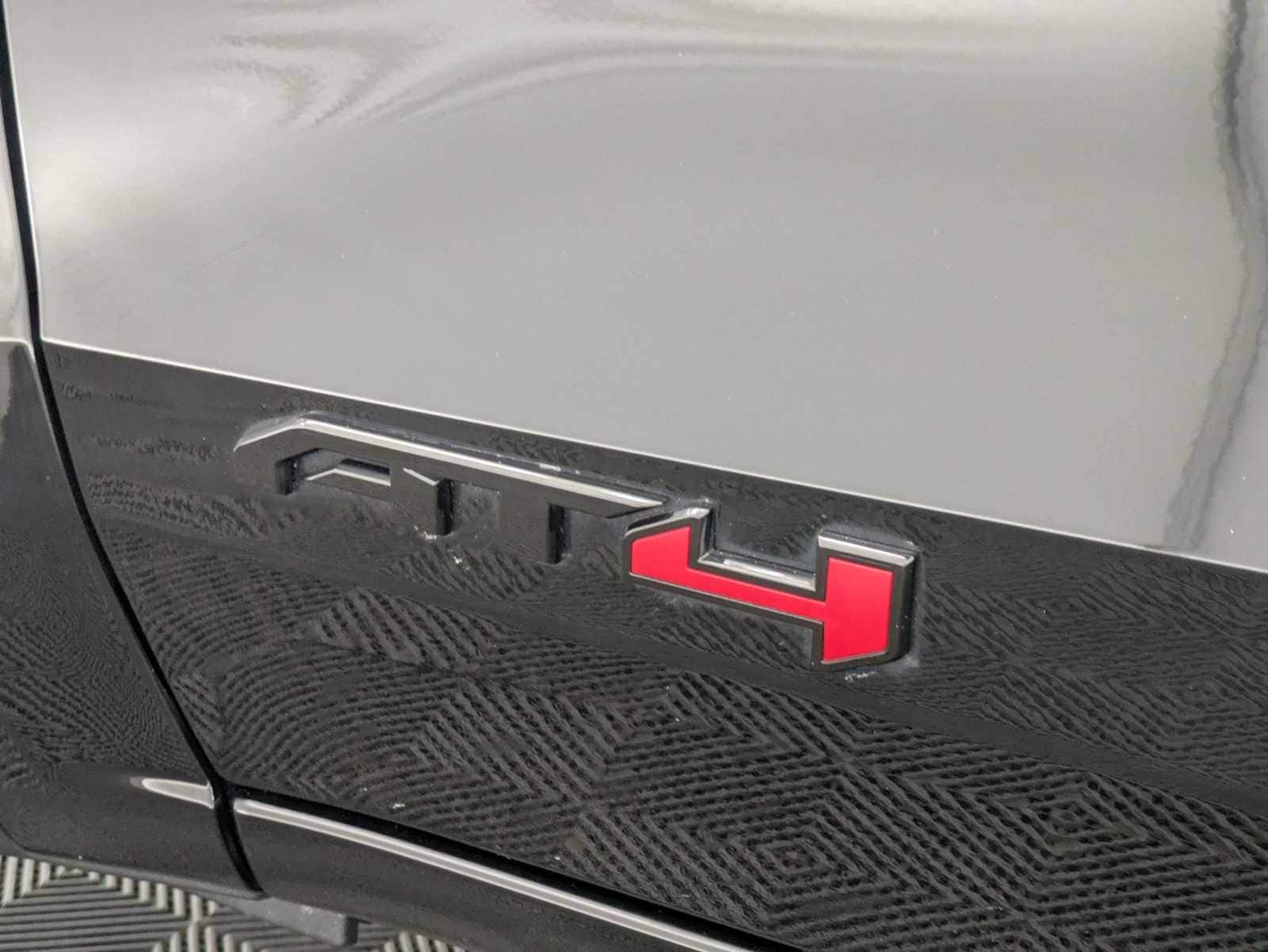 2023 GMC Canyon AT4 11