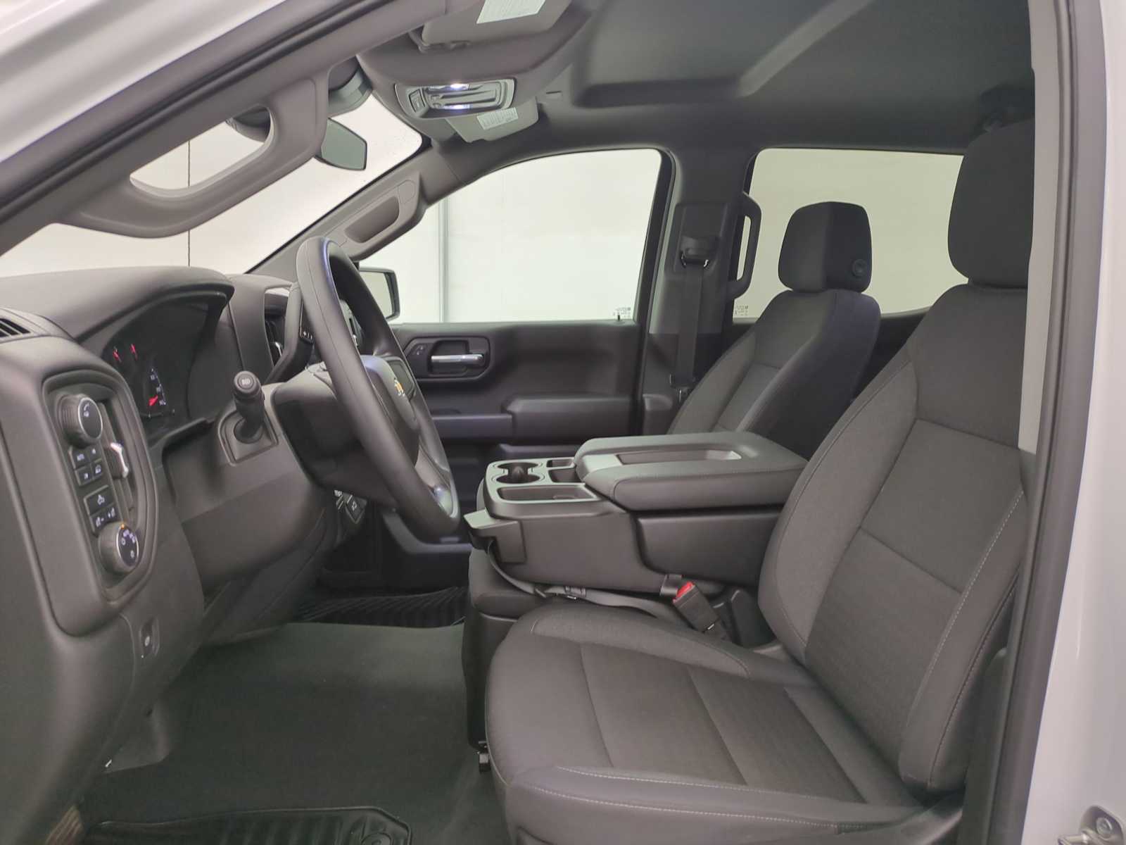 Thumbnail: 2025 Chevrolet Silverado 1500 - 15