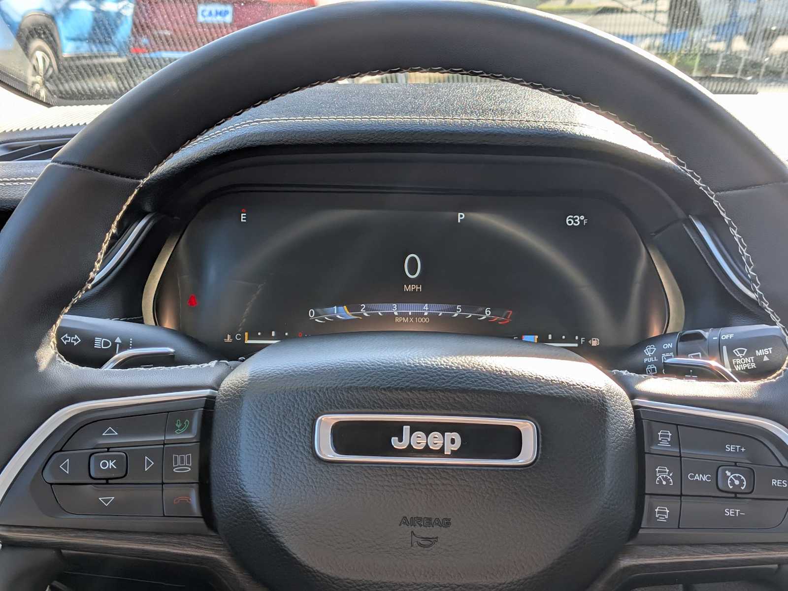 Thumbnail: 2023 Jeep Grand Cherokee - 32