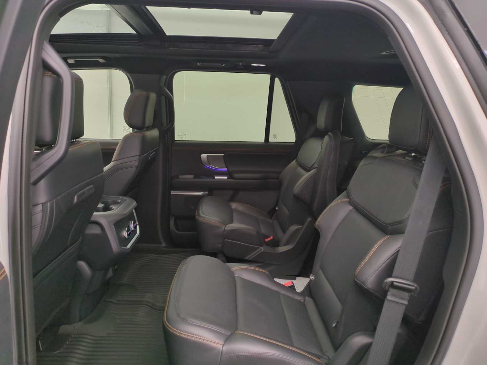 Thumbnail: 2025 Ford Expedition - 19