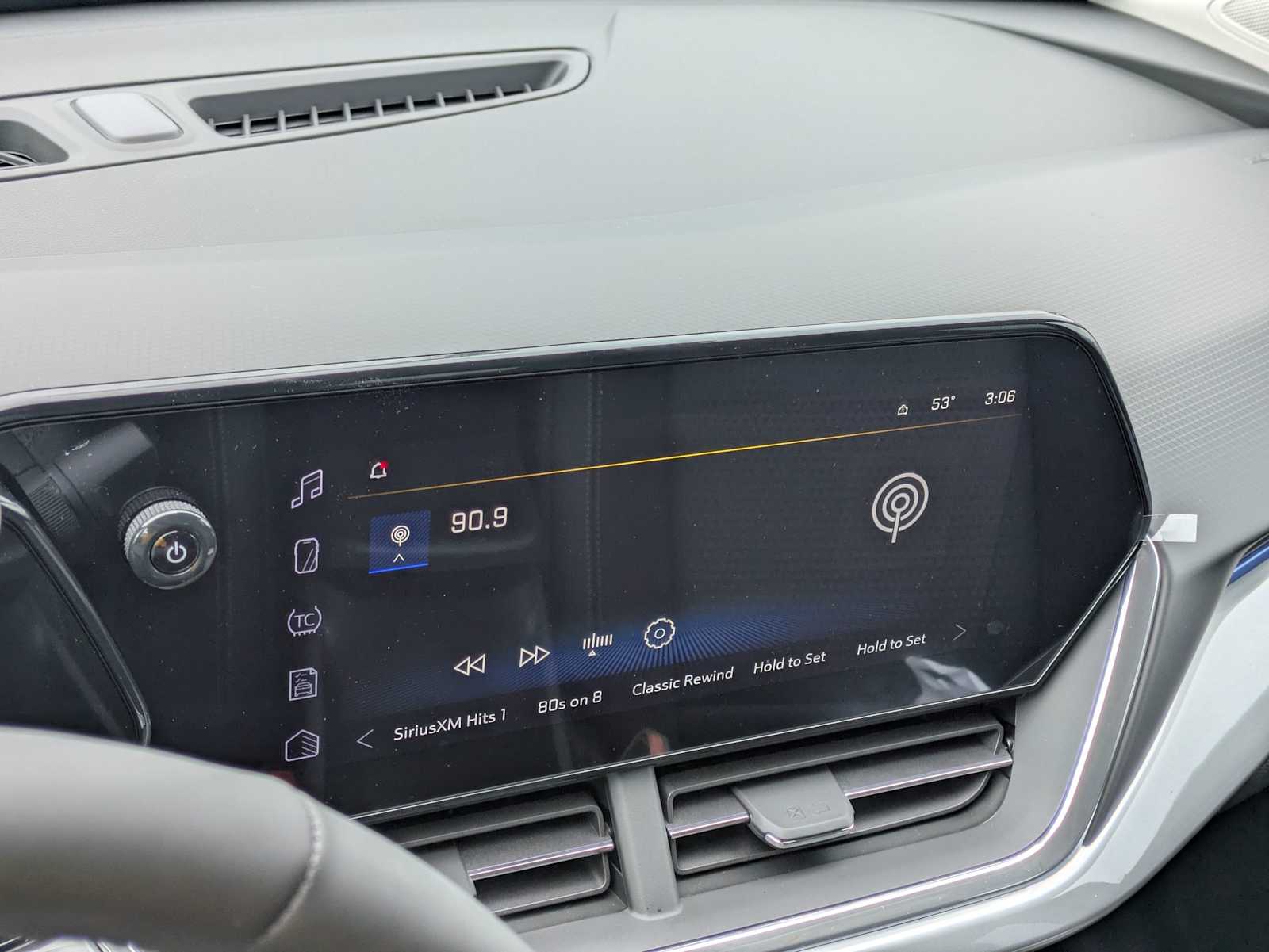 Thumbnail: 2026 Chevrolet Trax - 28