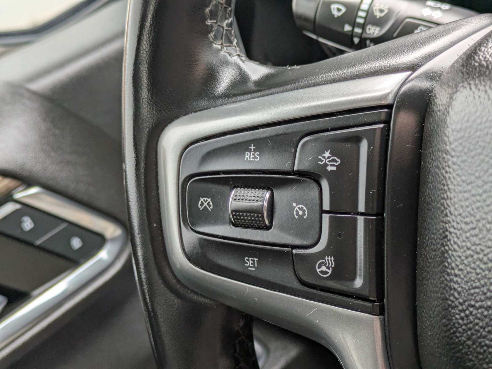 Thumbnail: 2023 Chevrolet Silverado 1500 - 25