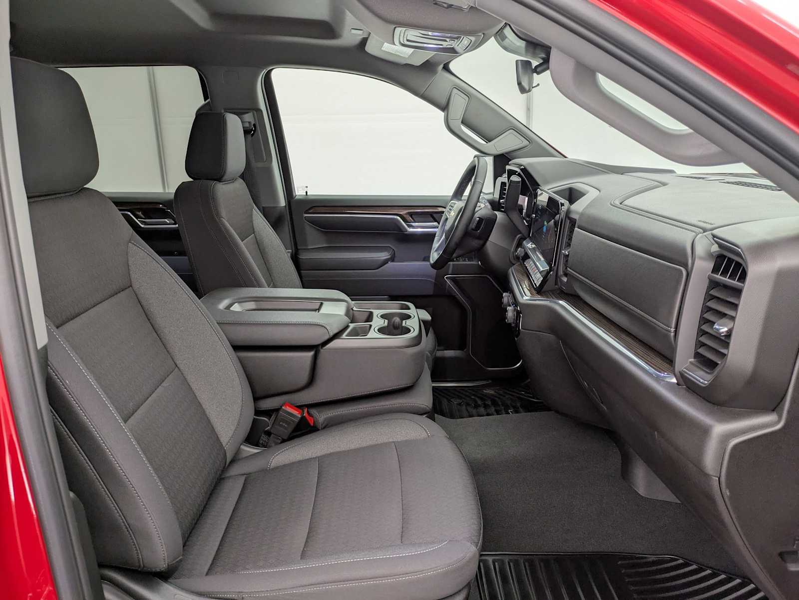 Thumbnail: 2024 Chevrolet Silverado 1500 - 23