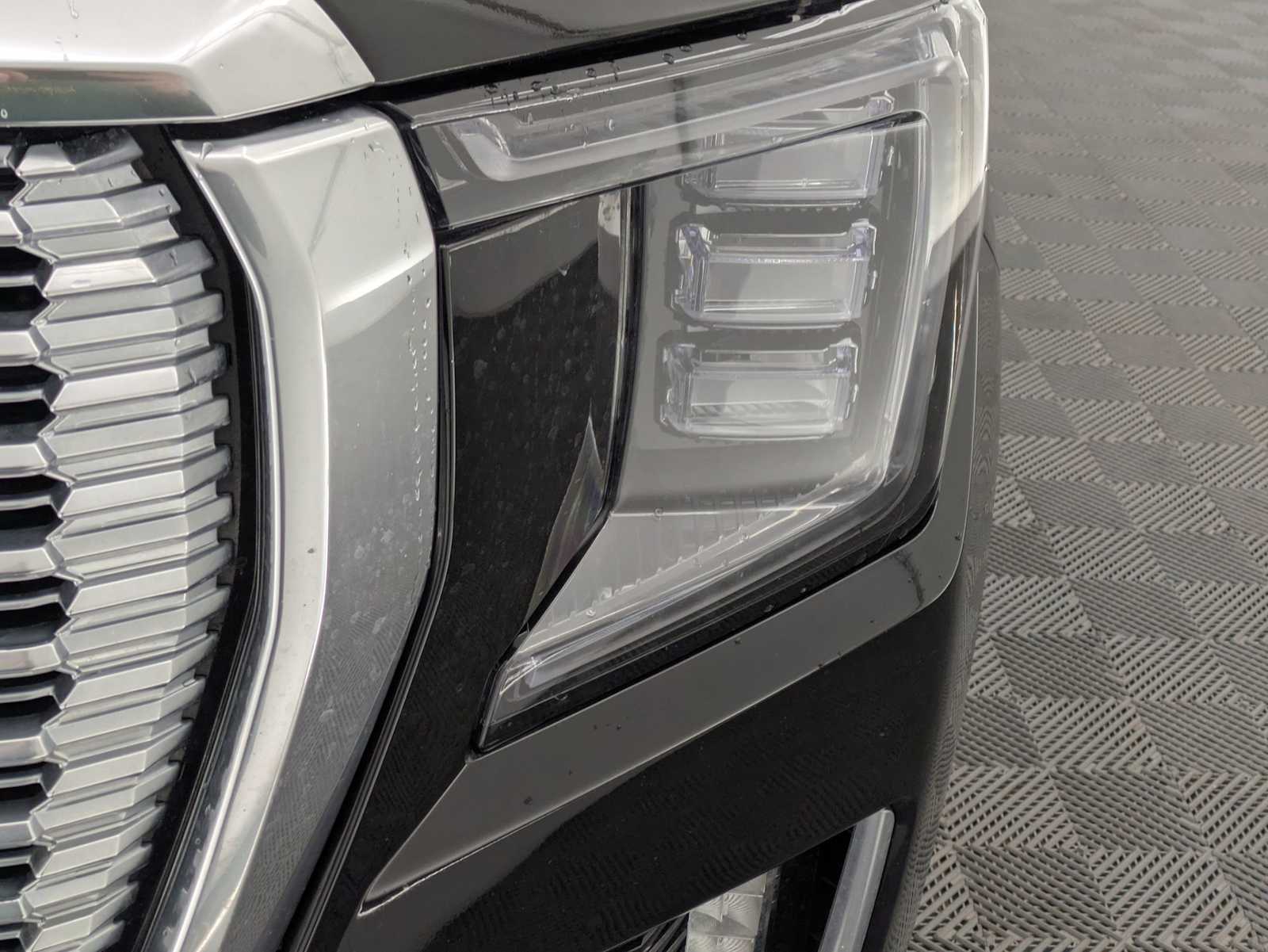 Thumbnail: 2023 GMC Yukon XL - 10