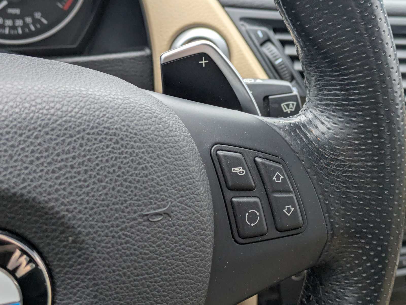 Thumbnail: 2014 BMW X1 - 27