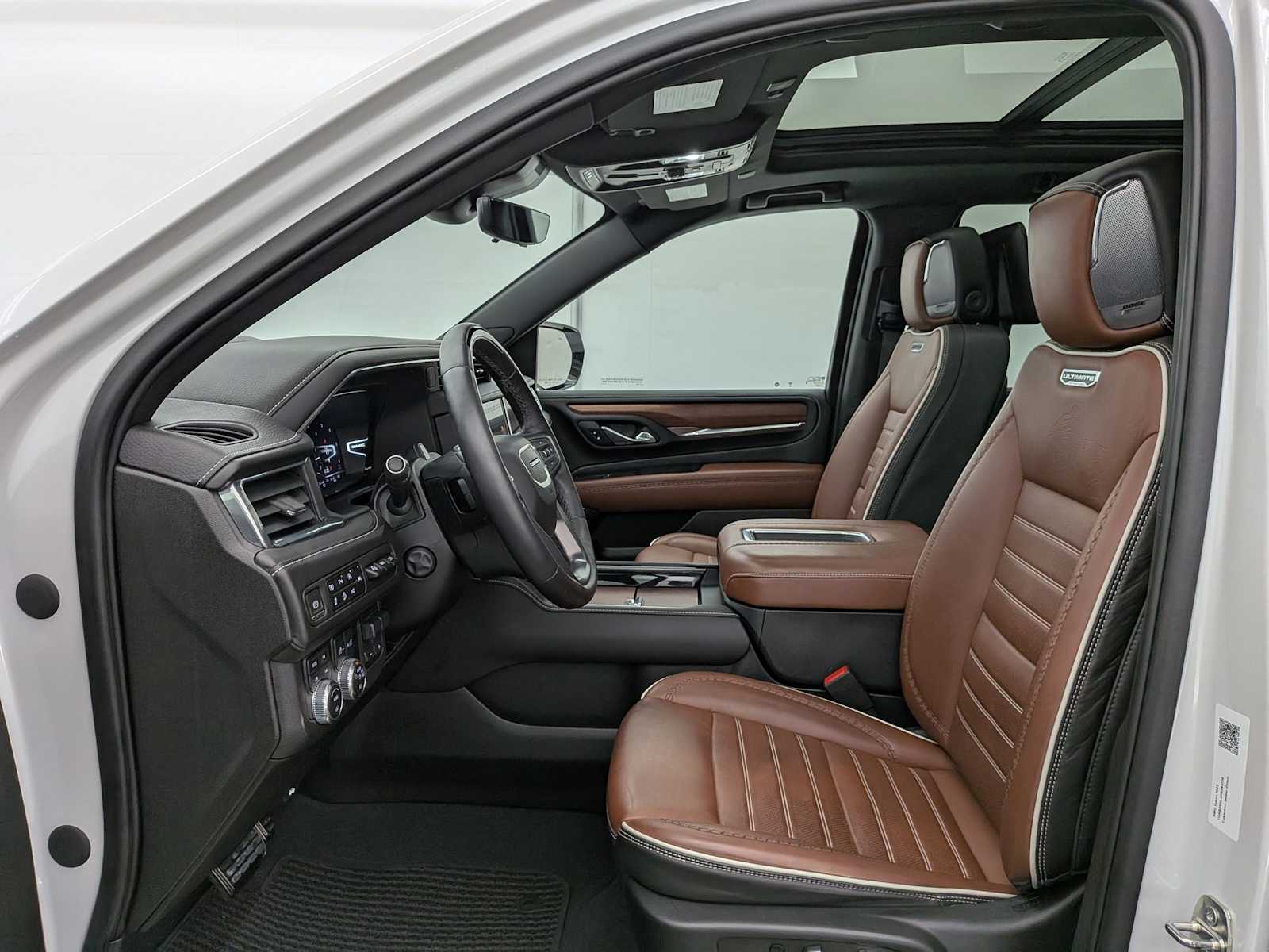 Thumbnail: 2023 GMC Yukon - 19