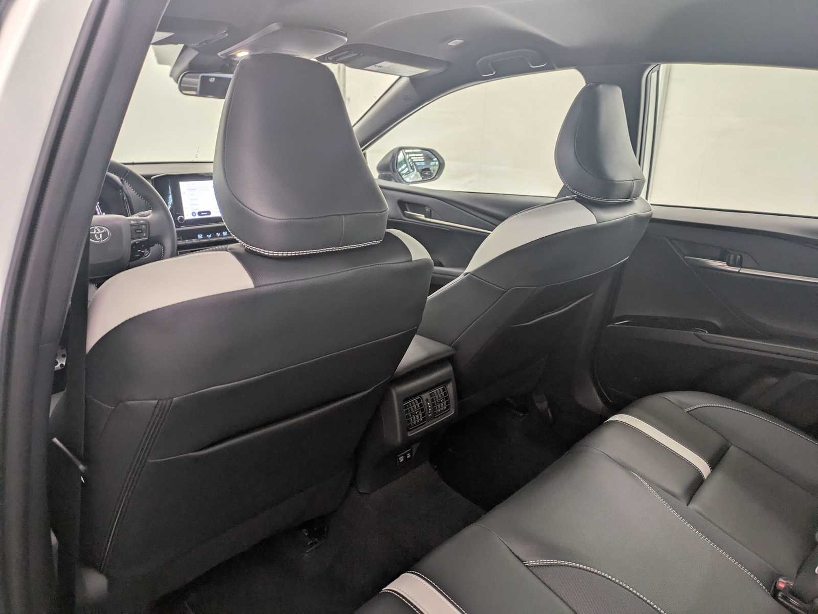 Thumbnail: 2025 Toyota Camry - 19