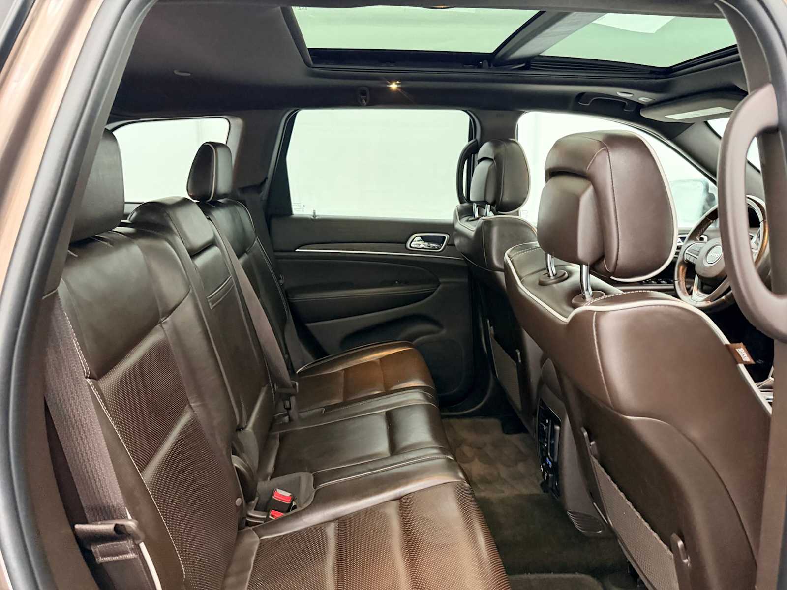 Thumbnail: 2018 Jeep Grand Cherokee - 22