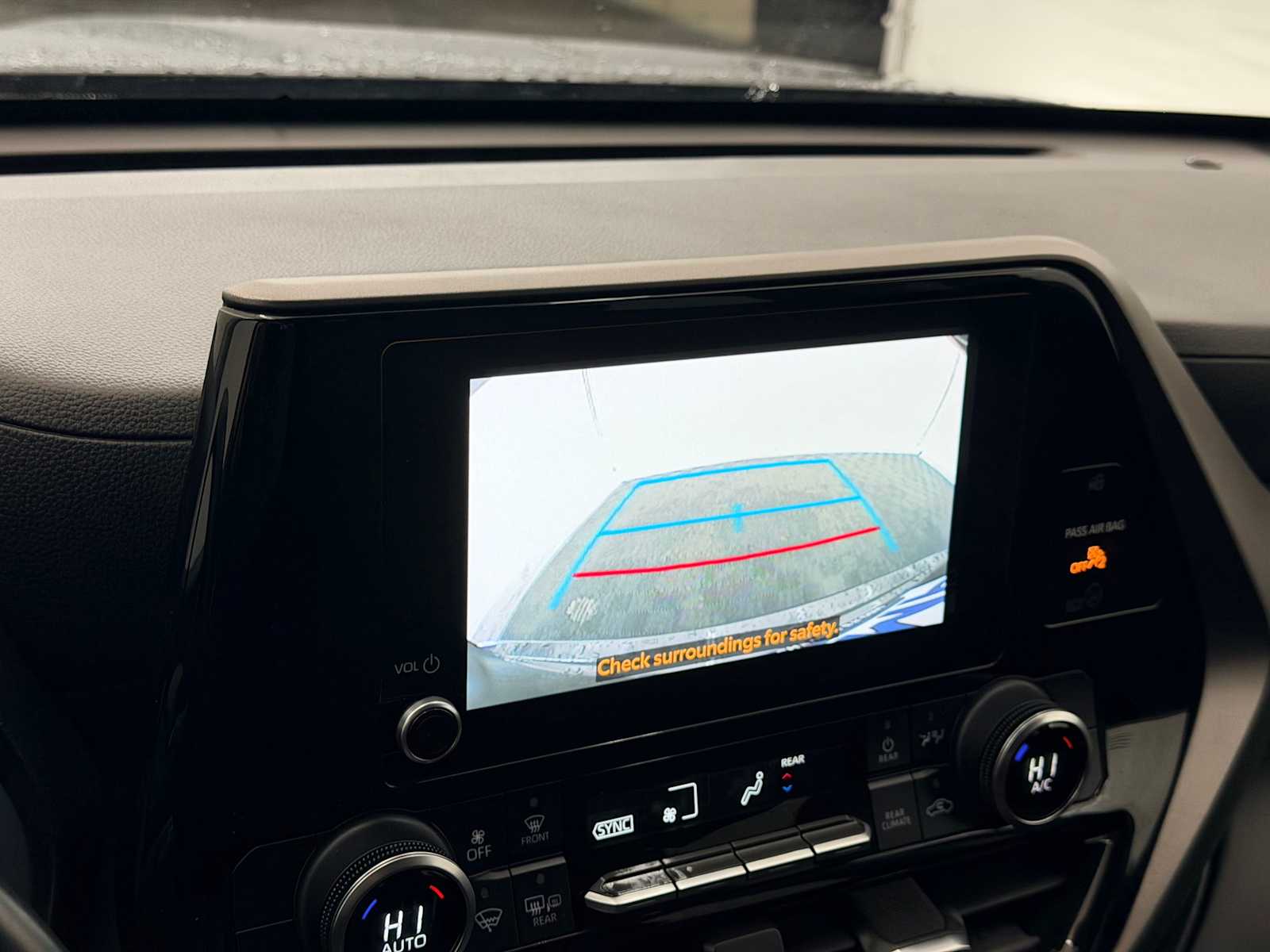 Thumbnail: 2024 Toyota Highlander - 28