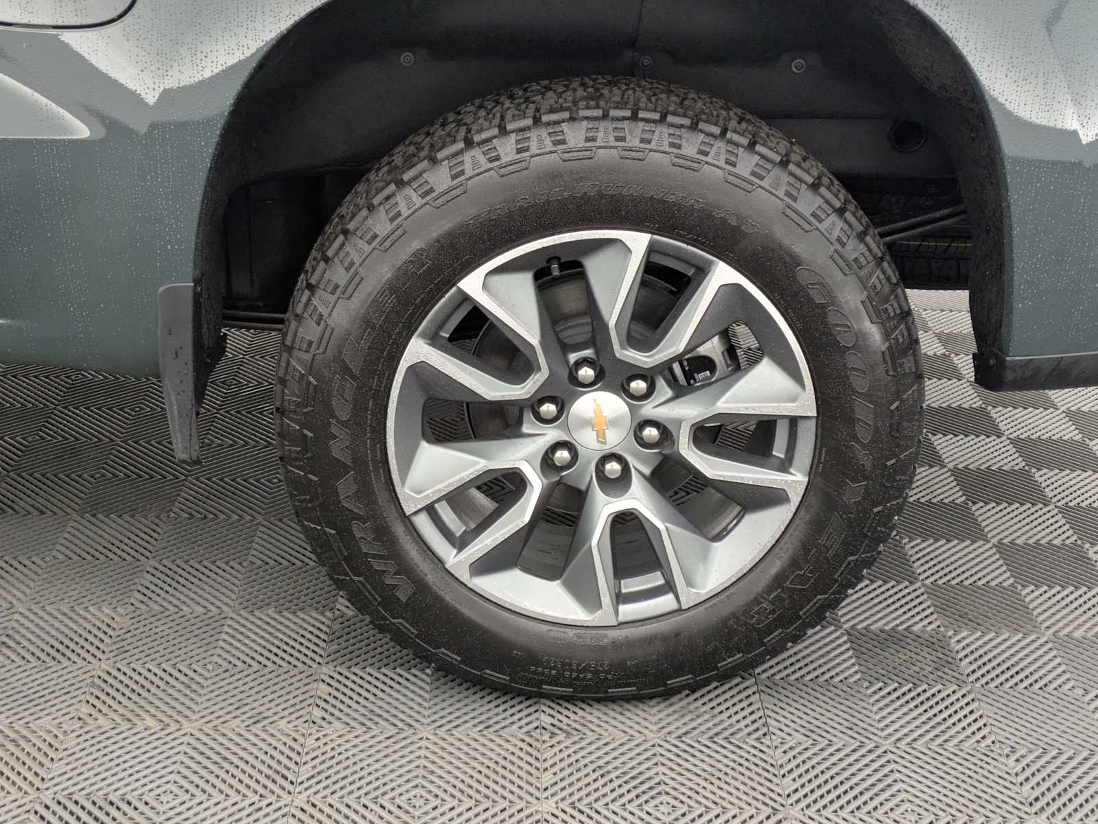 Thumbnail: 2026 Chevrolet Silverado 1500 - 14