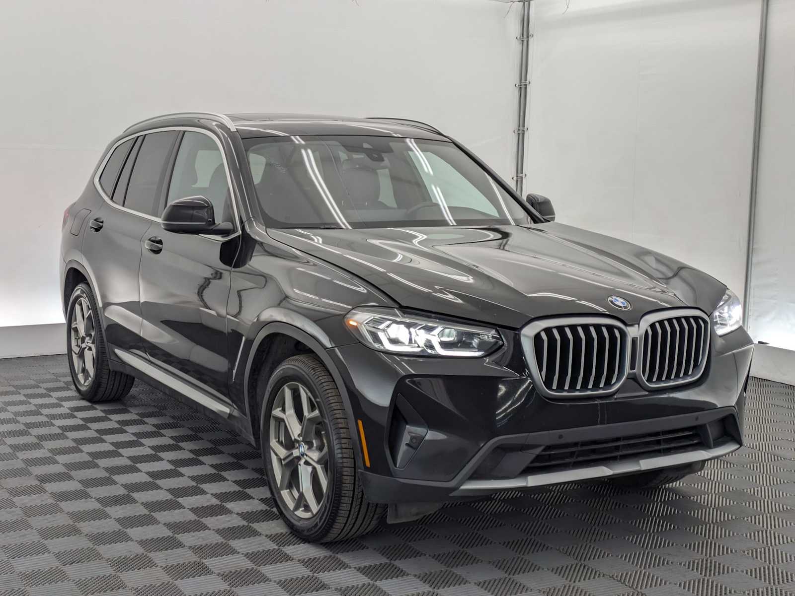 Thumbnail: 2024 BMW X3 - 8