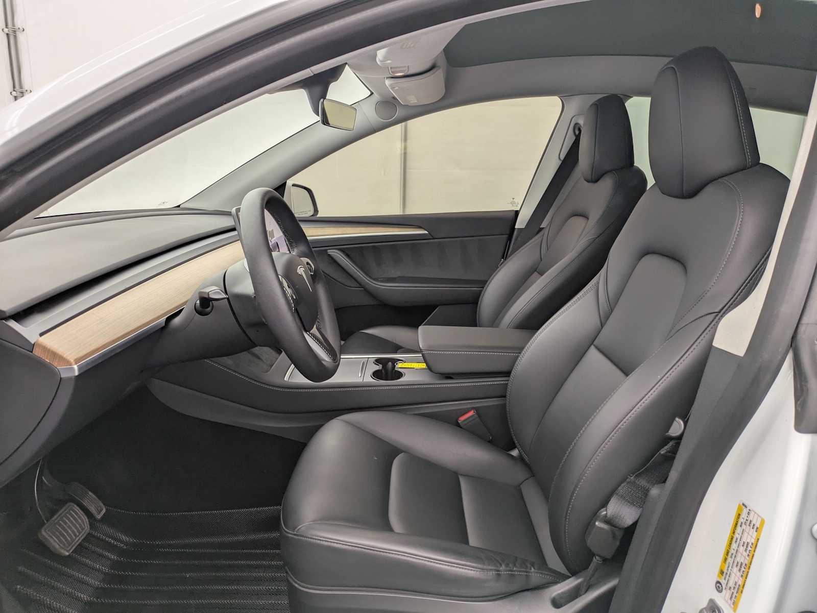 Thumbnail: 2023 Tesla Model Y - 16