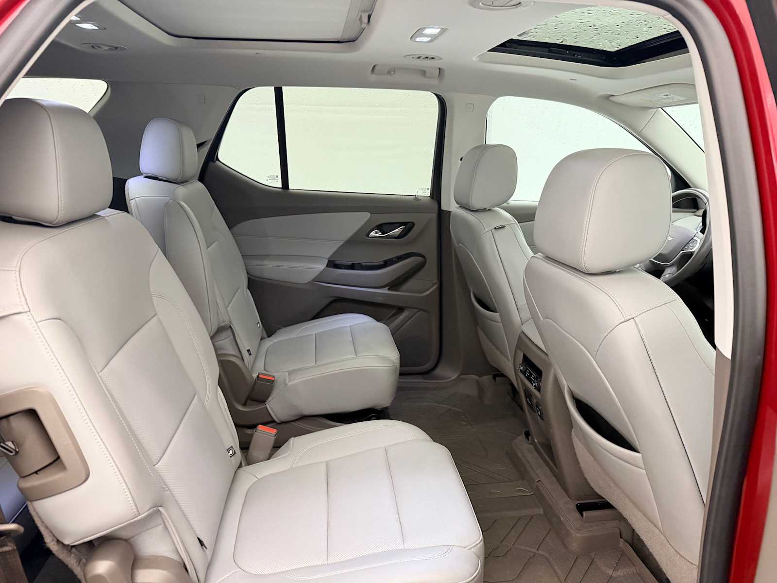 Thumbnail: 2021 Chevrolet Traverse - 22