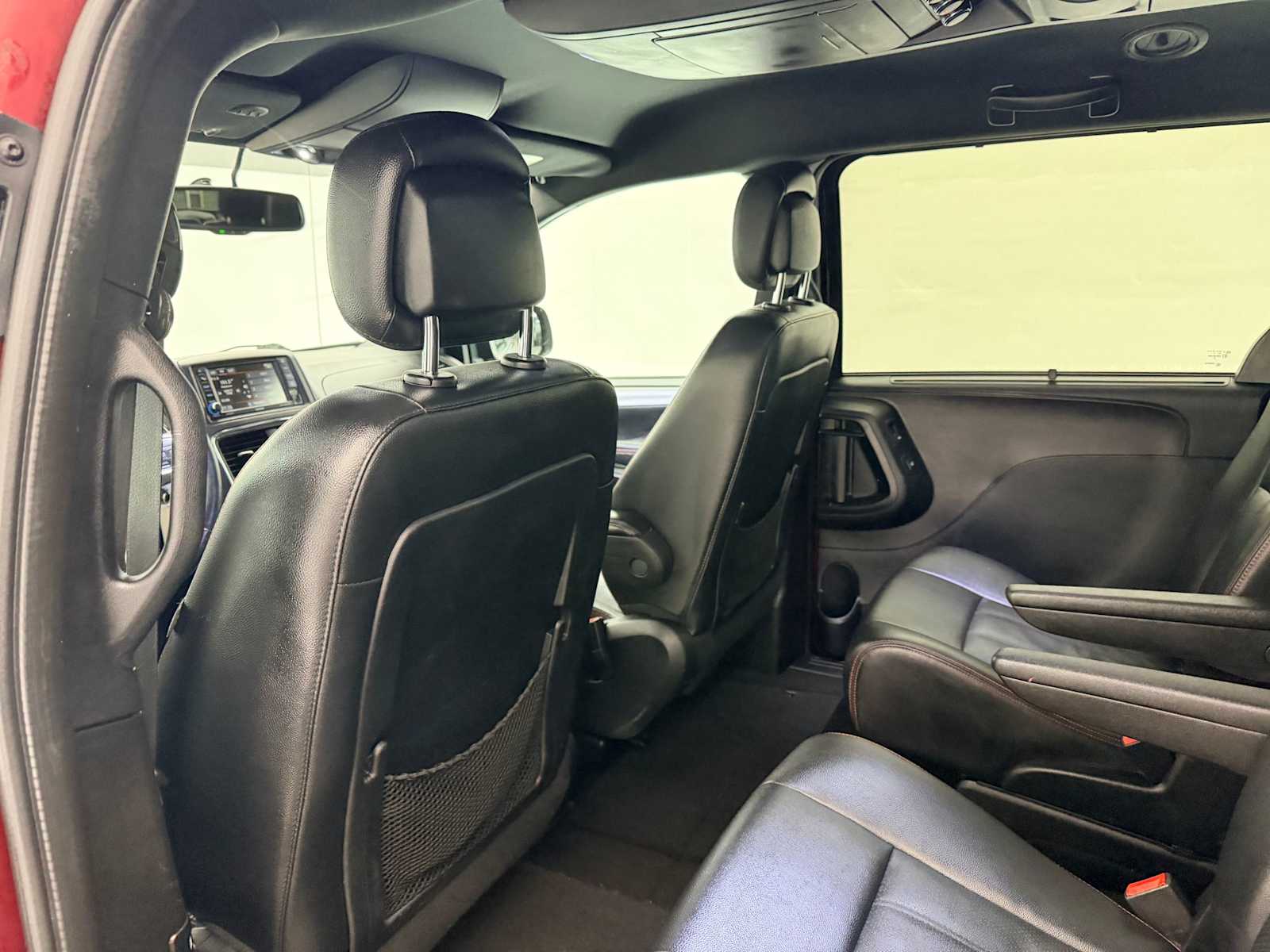 Thumbnail: 2017 Dodge Grand Caravan - 19