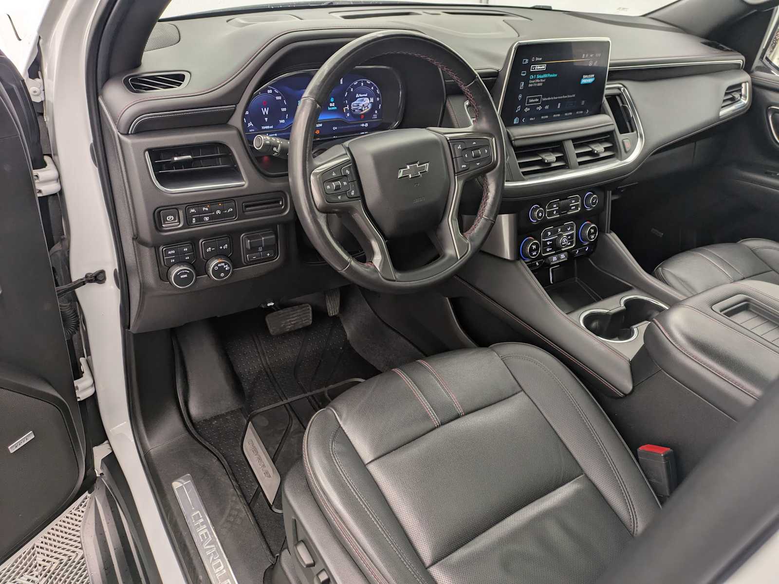 Thumbnail: 2022 Chevrolet Tahoe - 2