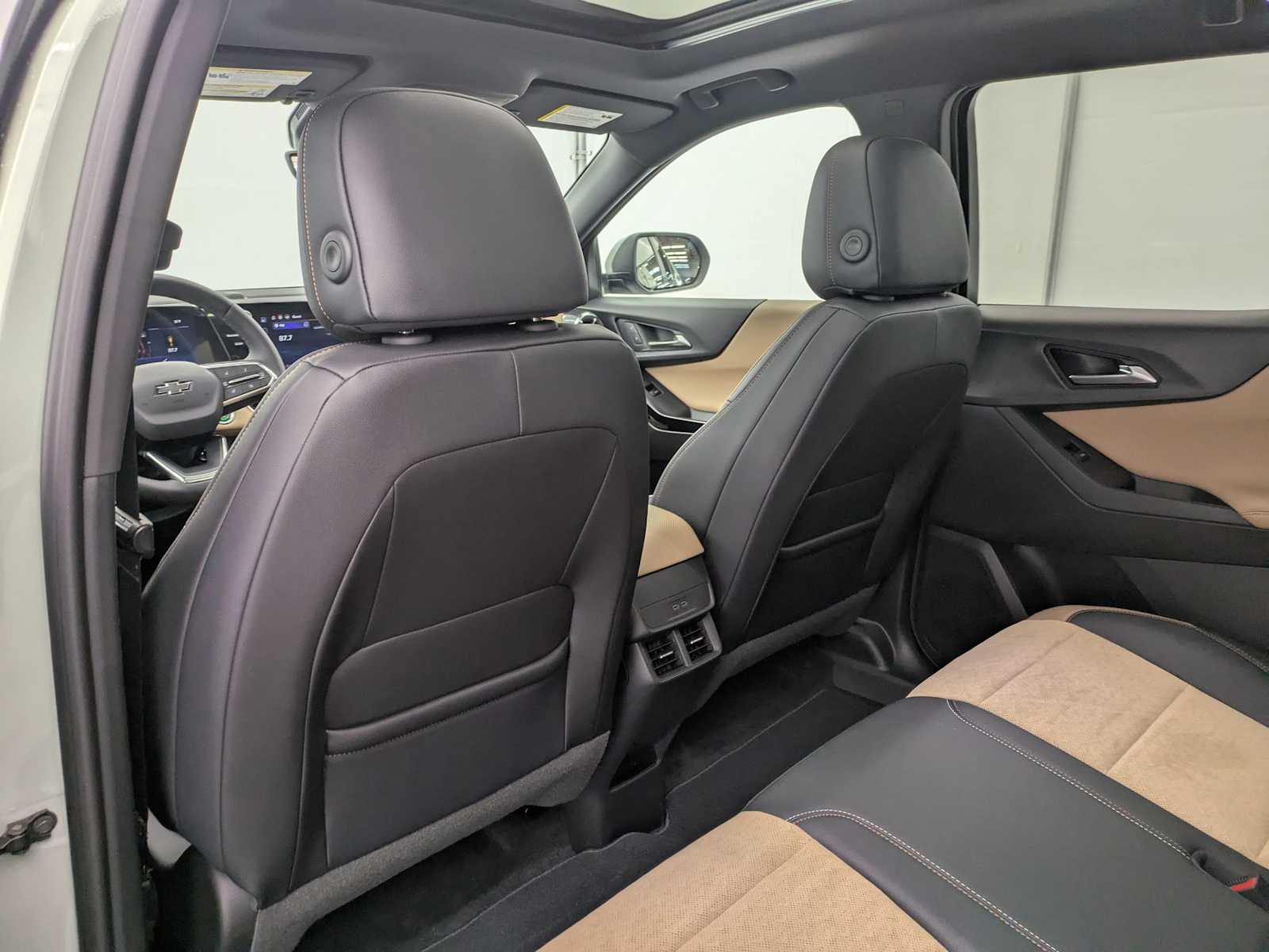 Thumbnail: 2026 Chevrolet Equinox - 20