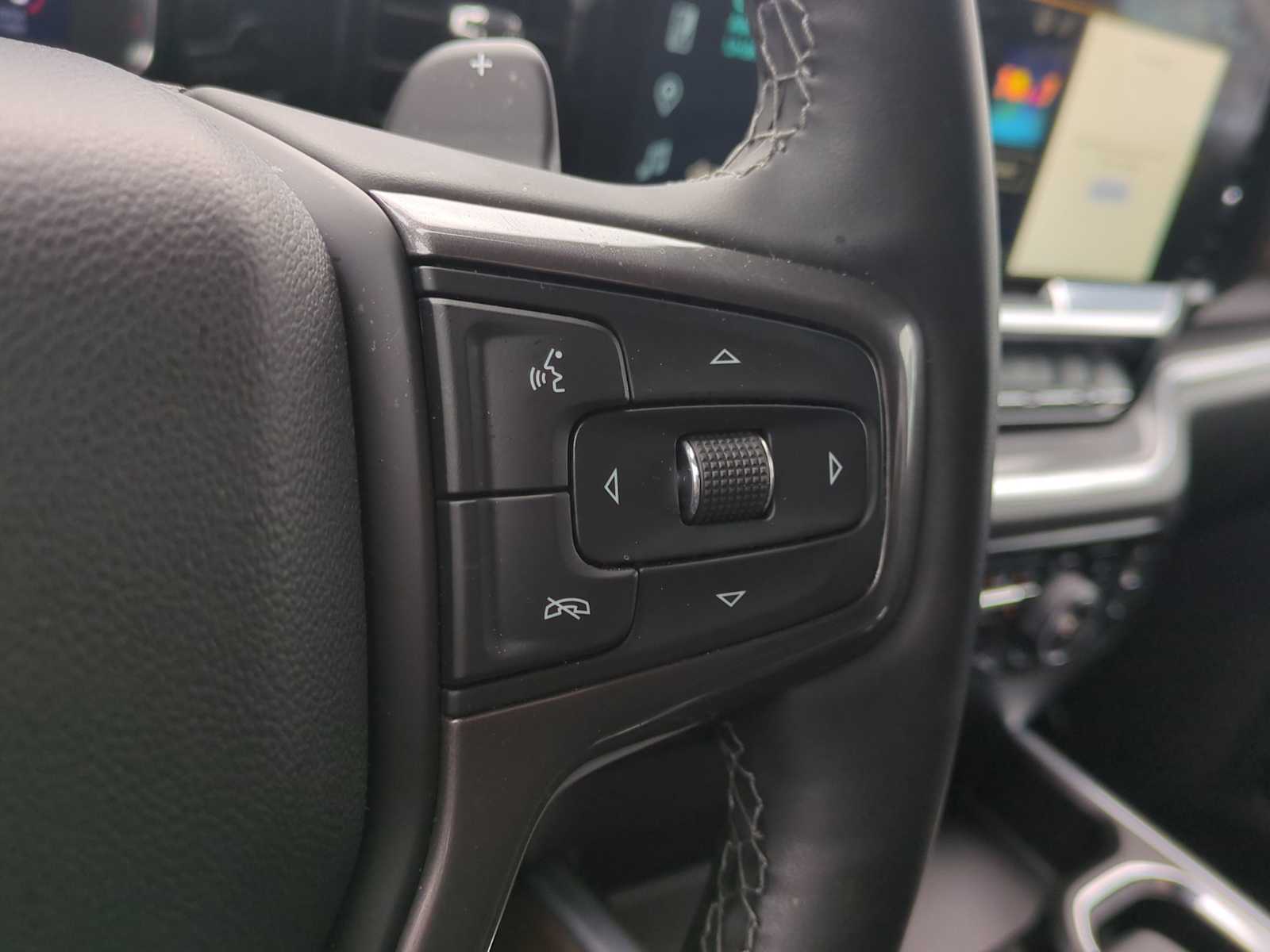 Thumbnail: 2025 Chevrolet Silverado 1500 - 24