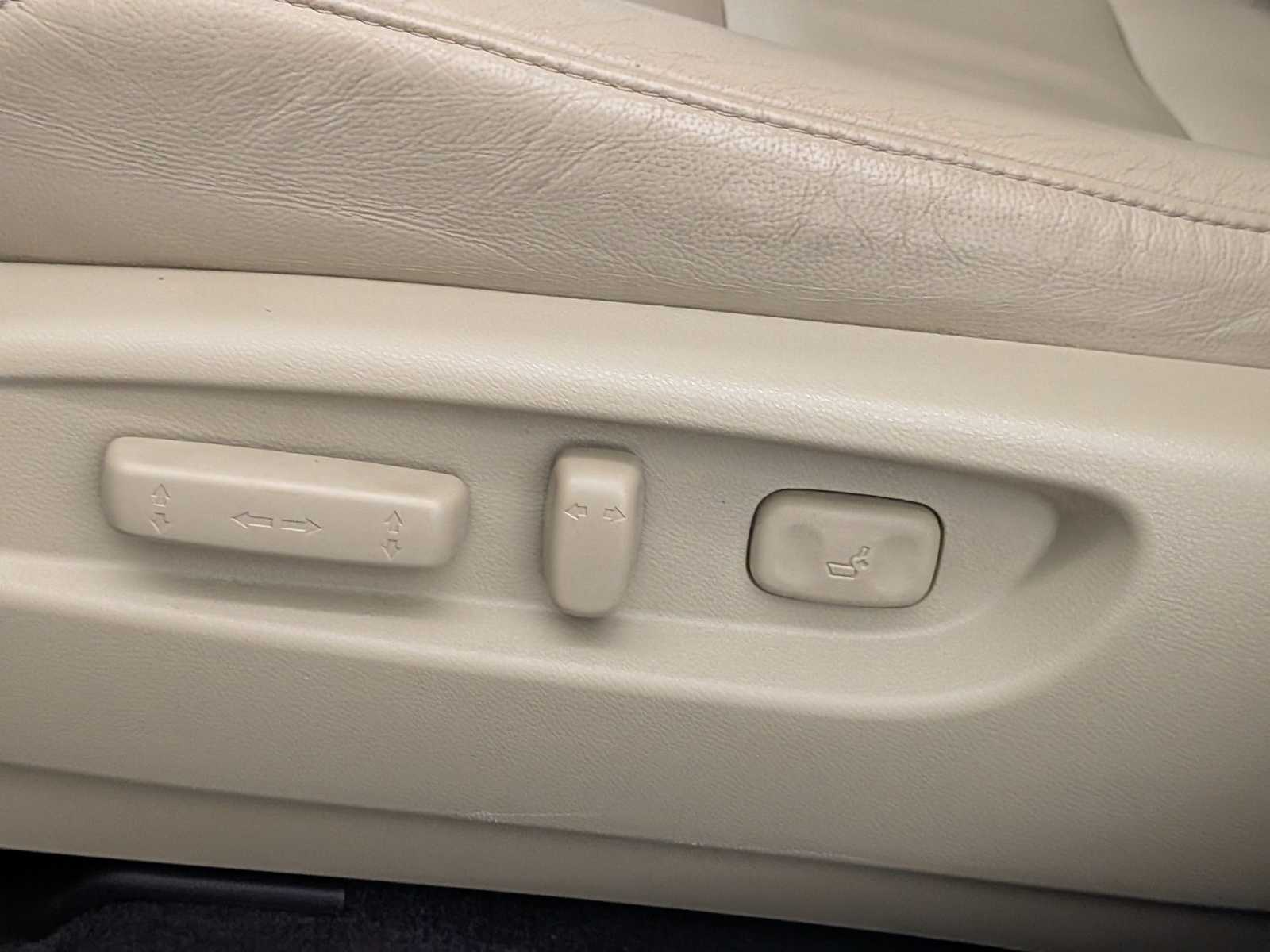 Thumbnail: 2018 Acura MDX - 17