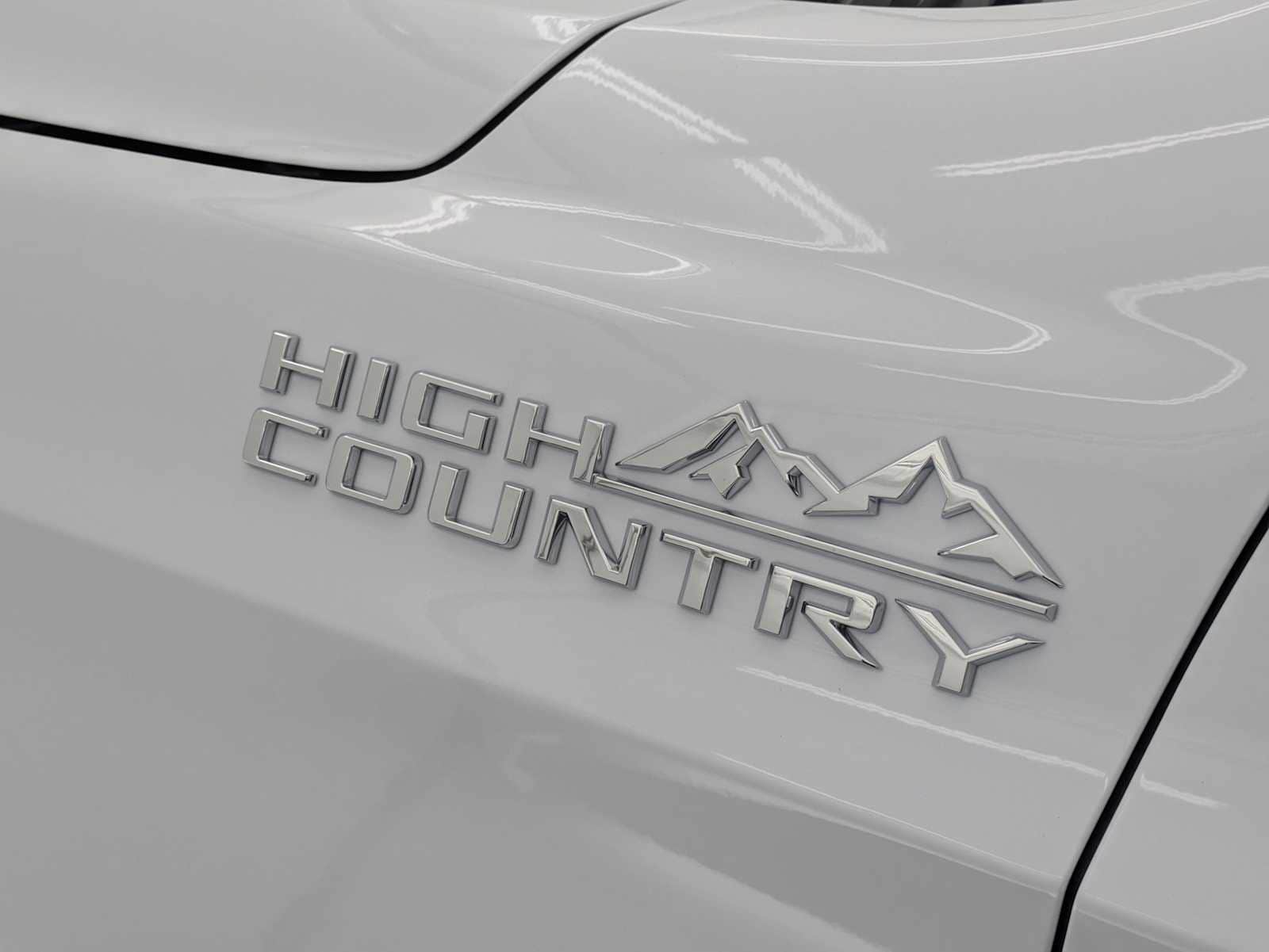 Thumbnail: 2026 Chevrolet Suburban - 12