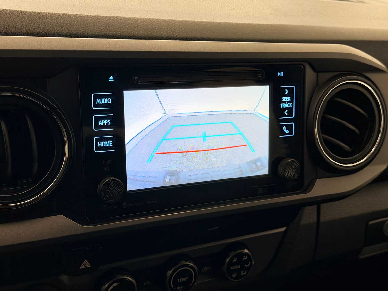 Thumbnail: 2016 Toyota Tacoma - 28