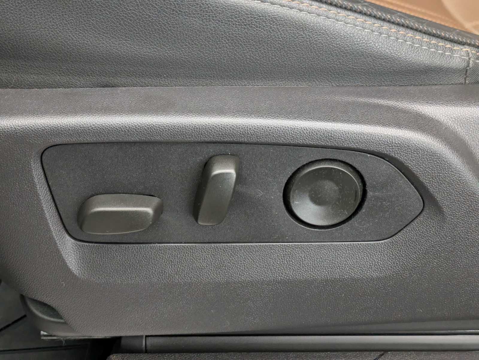 Thumbnail: 2024 Chevrolet Silverado 1500 - 20