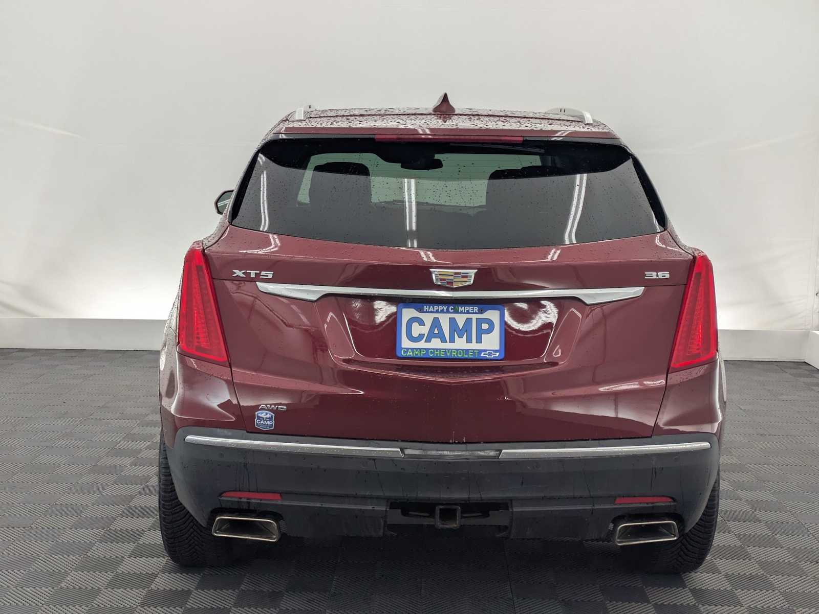 Thumbnail: 2017 Cadillac XT5 - 5