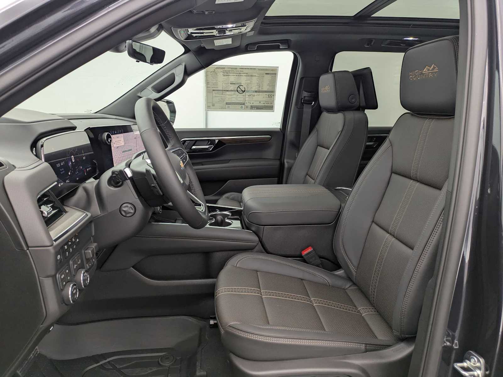 Thumbnail: 2026 Chevrolet Tahoe - 18