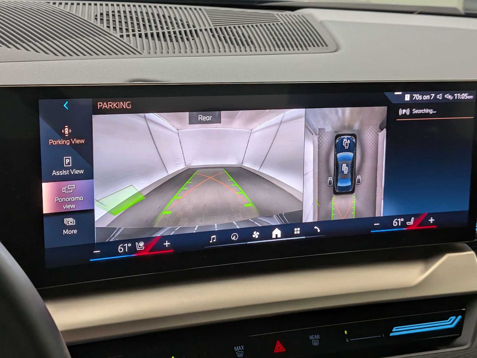 Thumbnail: 2024 BMW 5 Series - 31