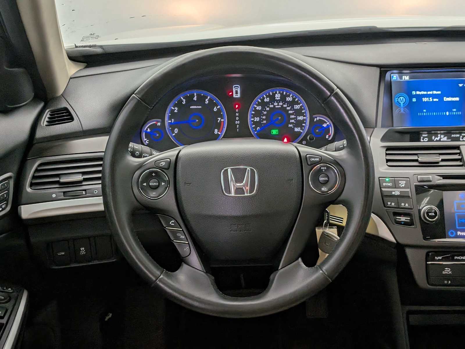 Thumbnail: 2013 Honda Crosstour - 22