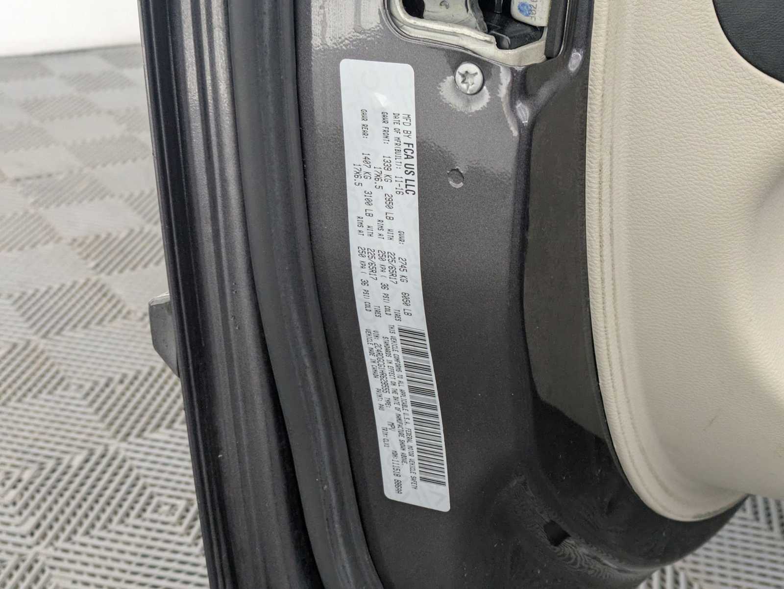 Thumbnail: 2017 Dodge Grand Caravan - 33