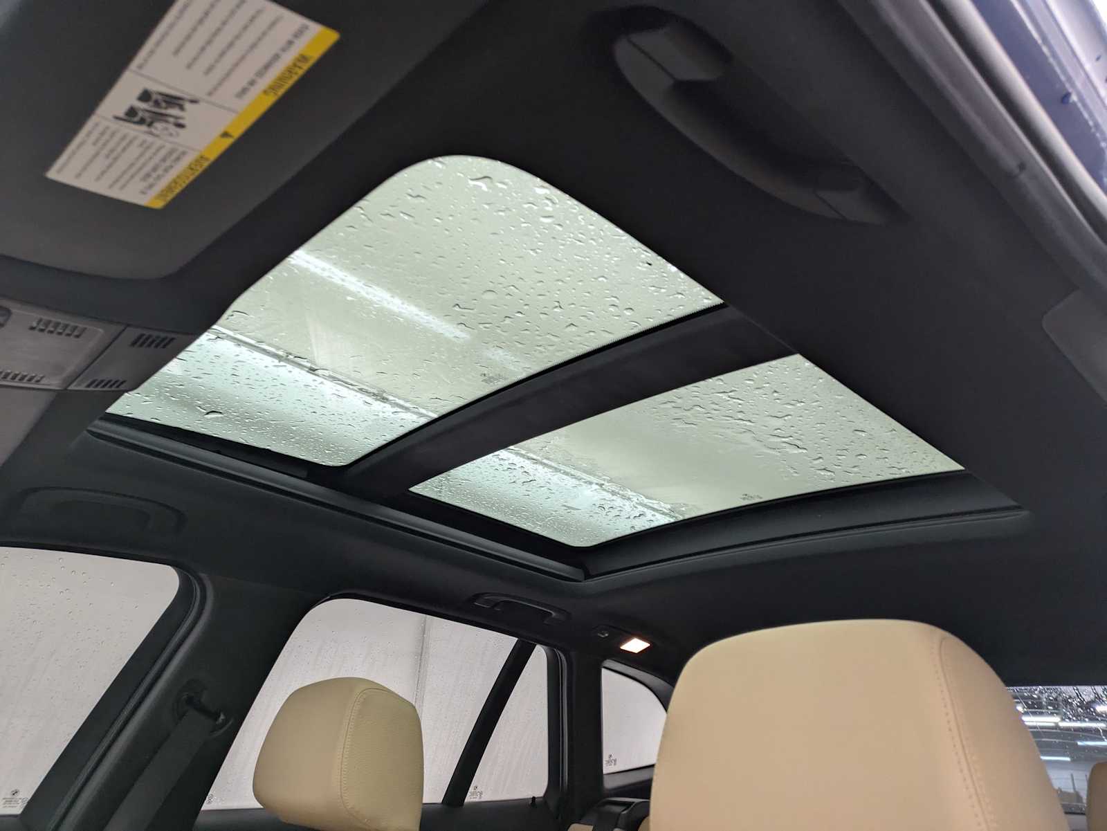 Thumbnail: 2014 BMW X1 - 21