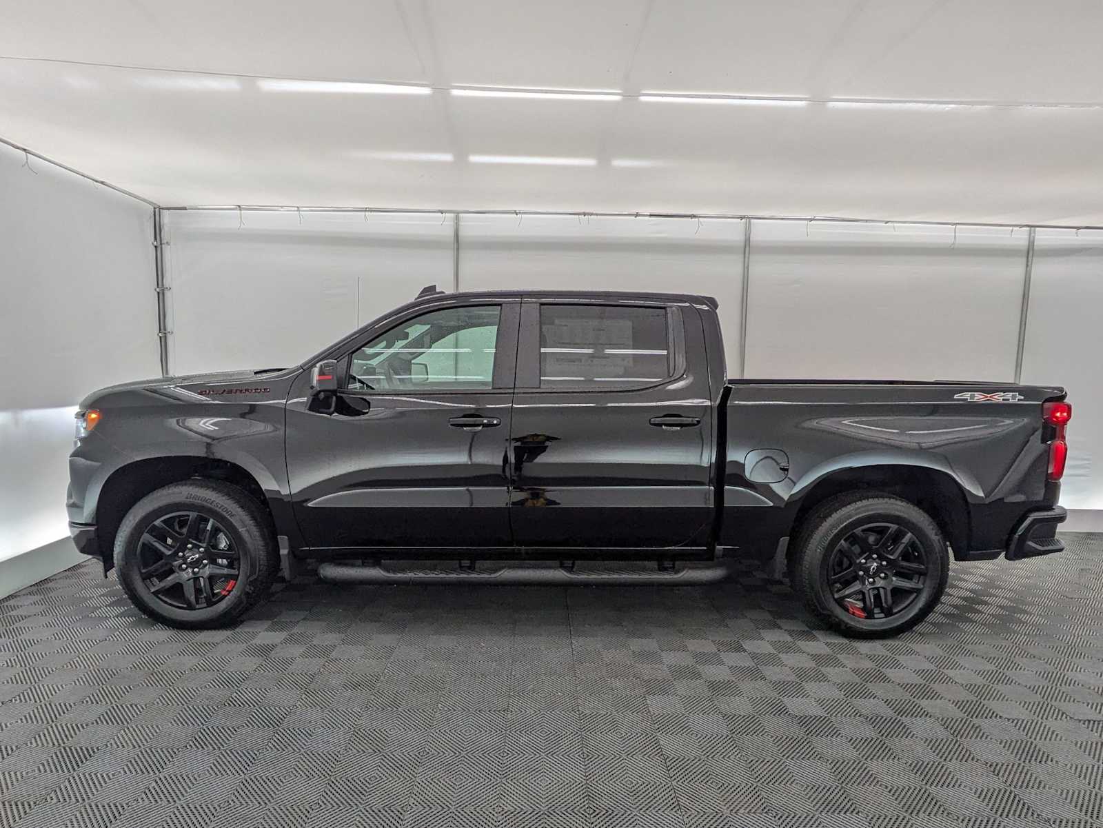 Thumbnail: 2026 Chevrolet Silverado 1500 - 3